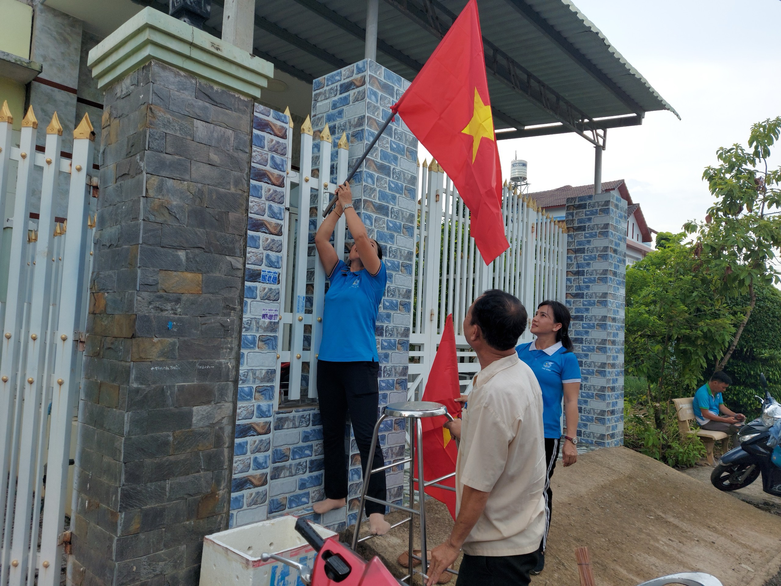 anh tin bai